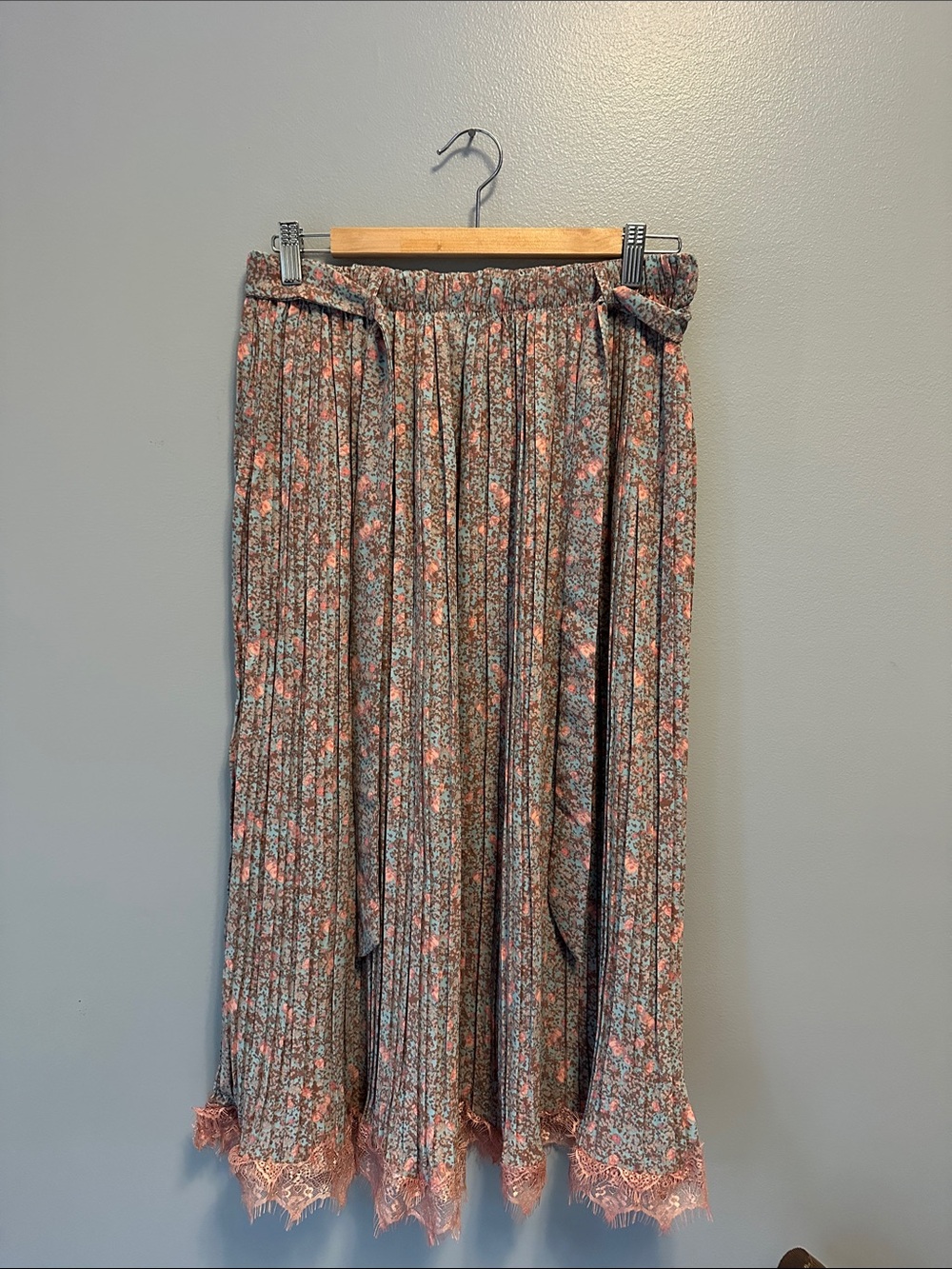 Alice Blue Floral Pleated Maxi Skirt with Peach Lace Hem